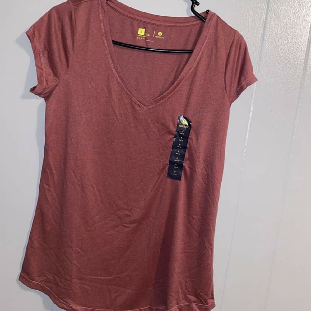 Short sleeve tee
